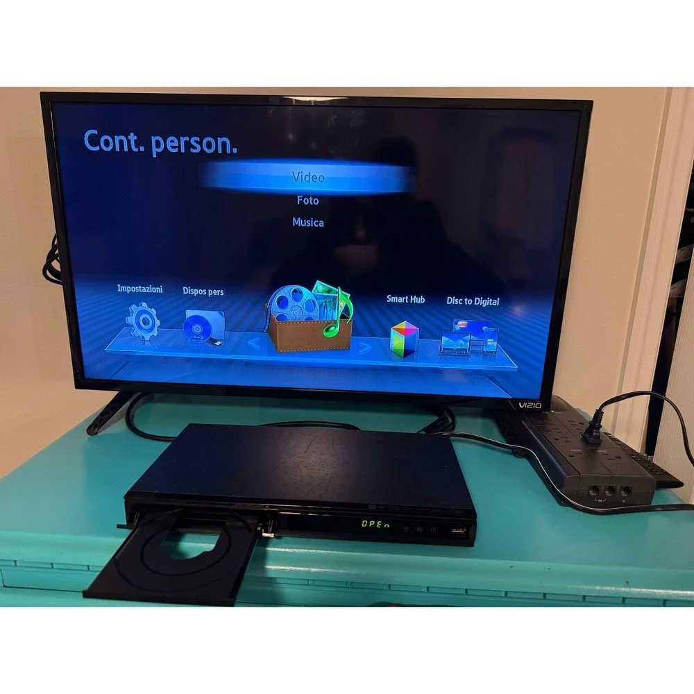 Samsung Blu-Ray Disc DVD Player BD-EM57C Streaming Media Player *For Parts Only*